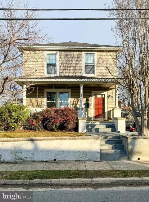 302 E Bellefonte Ave E, Alexandria, VA 22301