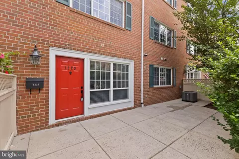 1223 N Van Dorn St, Alexandria, VA 22304