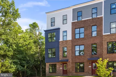 6336 Stevenson Ave, Alexandria, VA 22304