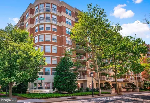 1200 Braddock Pl #606, Alexandria, VA 22314