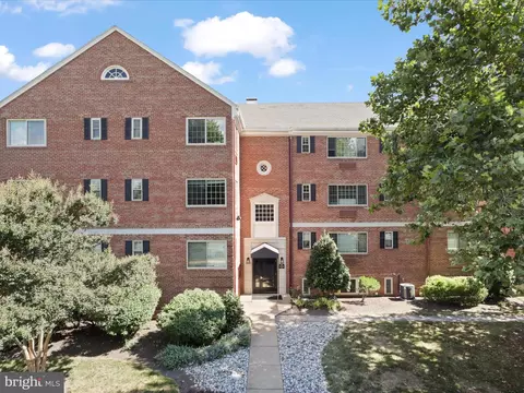 820 S Washington St # A, Alexandria, VA 22314