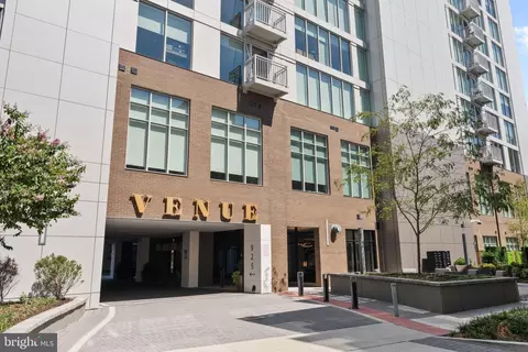 925 N Fairfax St #303, Alexandria, VA 22314