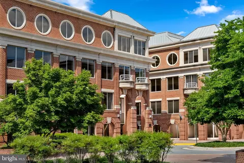625 Slaters Ln #302W, Alexandria, VA 22314
