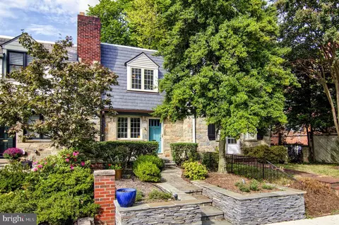 707 Devon Pl, Alexandria, VA 22314