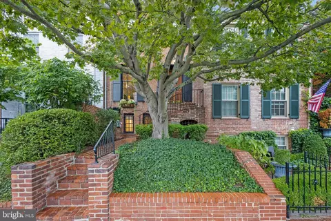 815 S Royal St, Alexandria, VA 22314
