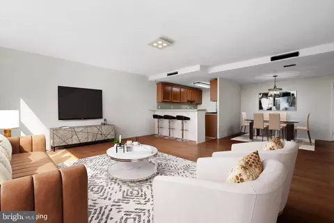 4600 Duke St #726, Alexandria, VA 22304