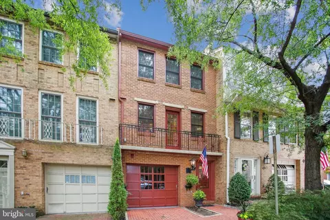 122 Princess St, Alexandria, VA 22314