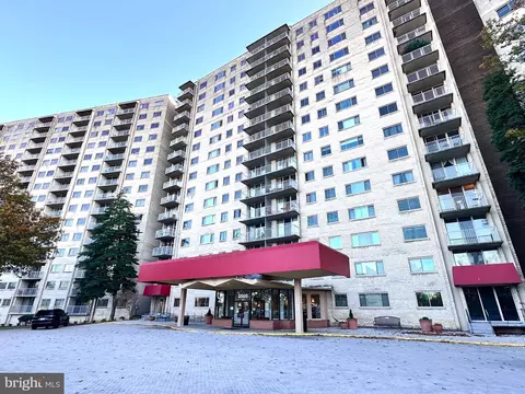 2500 N Van Dorn St #1501, Alexandria, VA 22302