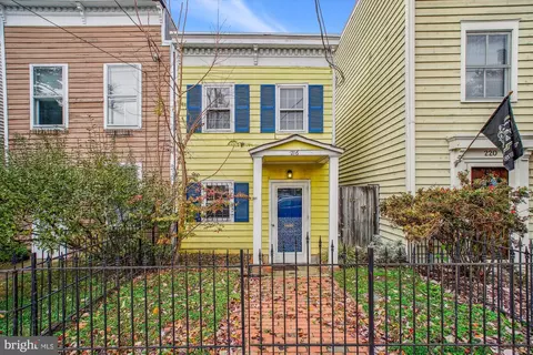 216 N Payne St, Alexandria, VA 22314