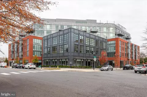 1201 N Royal St #305, Alexandria, VA 22314
