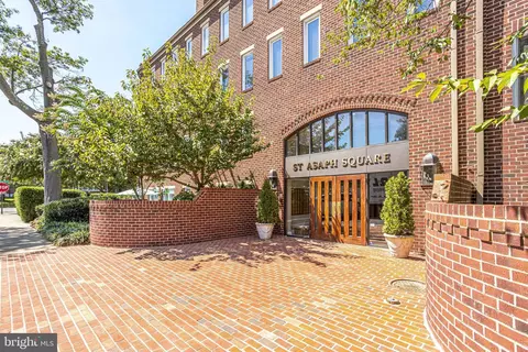 801 S Pitt St #429, Alexandria, VA 22314