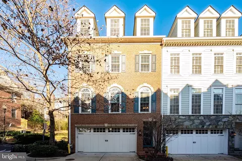 3517 Goddard Way, Alexandria, VA 22304