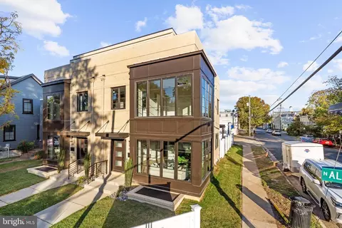 601 N Alfred St, Alexandria, VA 22314