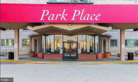 2500 N Van Dorn St #726, Alexandria, VA 22302