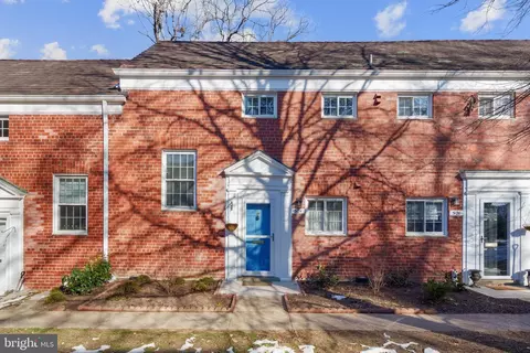 3124 Wellington Rd, Alexandria, VA 22302