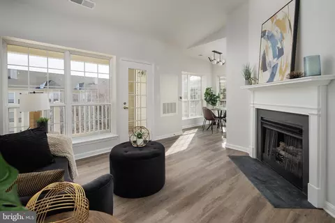 4551 Strutfield Ln #4436, Alexandria, VA 22311