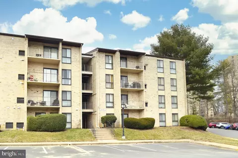 6151 Edsall Rd #M, Alexandria, VA 22304