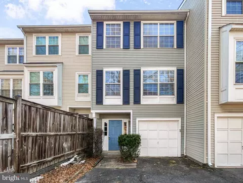 18 S Gordon St, Alexandria, VA 22304