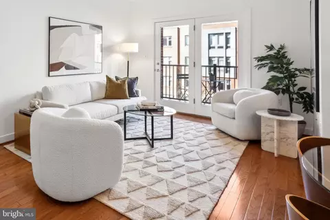 181 E Reed Ave #208, Alexandria, VA 22305