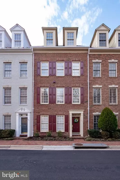 409 S Fayette St, Alexandria, VA 22314