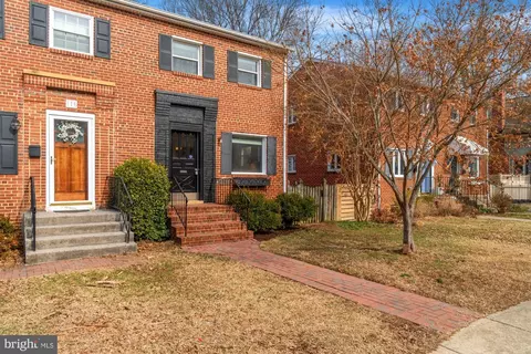 118 E Glendale Ave E, Alexandria, VA 22301