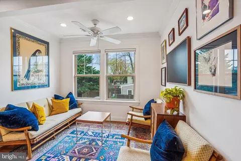409 E Raymond Ave #8, Alexandria, VA 22301