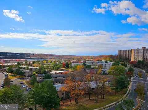 5911 Edsall Rd #814, Alexandria, VA 22304