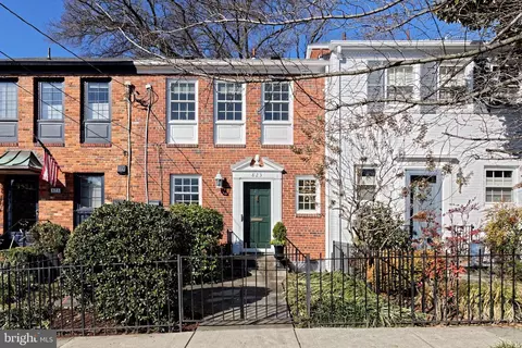 823 S Fairfax St, Alexandria, VA 22314