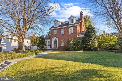 510 W Windsor Ave, Alexandria, VA 22302