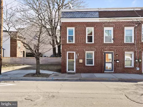 623 N Henry St, Alexandria, VA 22314