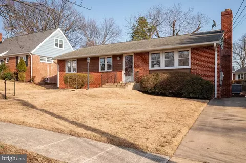 503 N Mansfield St, Alexandria, VA 22304