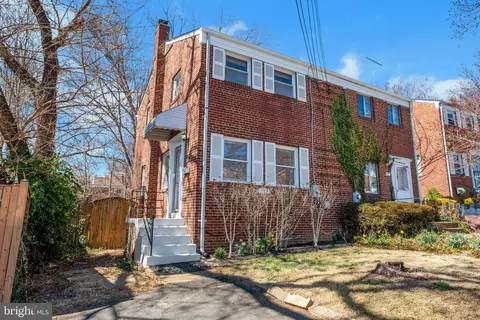 127 S Ingram St, Alexandria, VA 22304