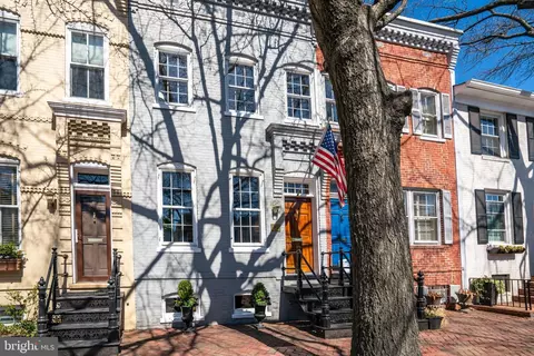 817 Duke St, Alexandria, VA 22314
