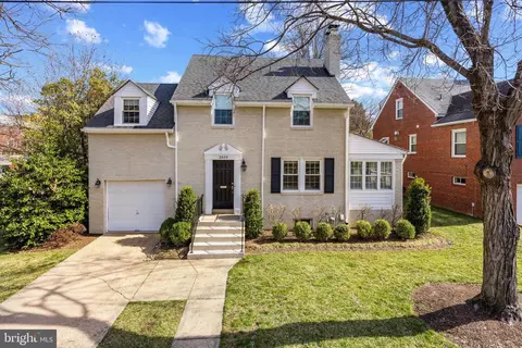 2409 Ridge Road Dr, Alexandria, VA 22302