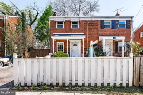 28 S Ingram St, Alexandria, VA 22304