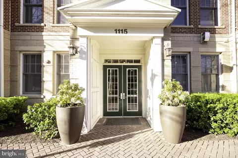 1115 Cameron St #101, Alexandria, VA 22314