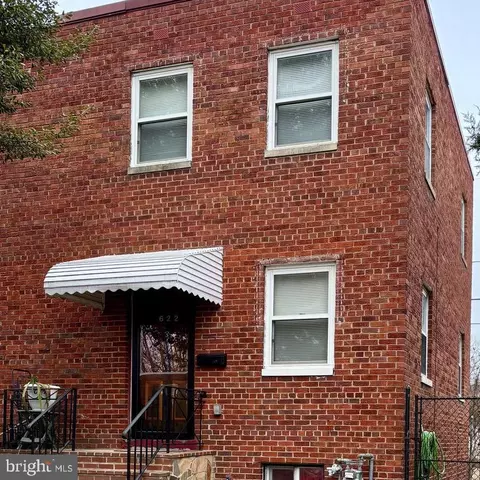 622 S Henry St, Alexandria, VA 22314