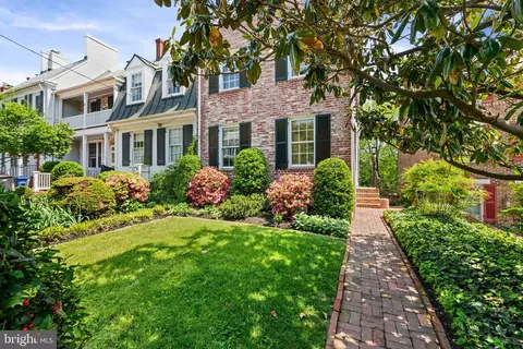 732 S Lee St S, Alexandria, VA 22314