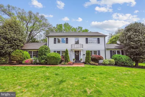 1417 Kingston Ave, Alexandria, VA 22302