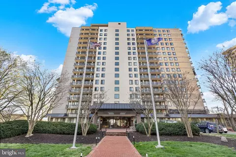 801 N Pitt St #709, Alexandria, VA 22314