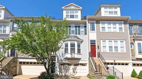 113 Lake Cook Dr, Alexandria, VA 22304