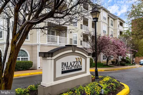 4551 Strutfield Ln #4307, Alexandria, VA 22311