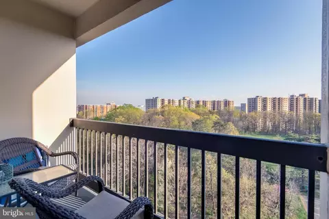 6300 Stevenson Ave #1221, Alexandria, VA 22304