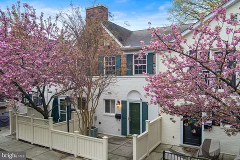 1205 N Van Dorn St, Alexandria, VA 22304