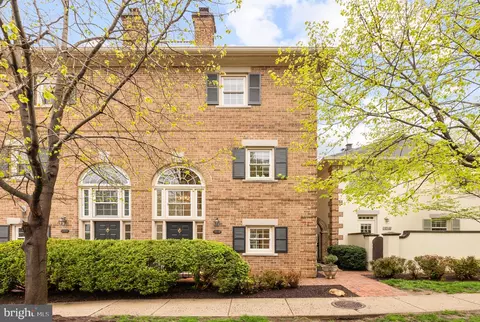 1010 N Royal St, Alexandria, VA 22314