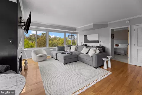 3101 N Hampton Dr #504, Alexandria, VA 22302