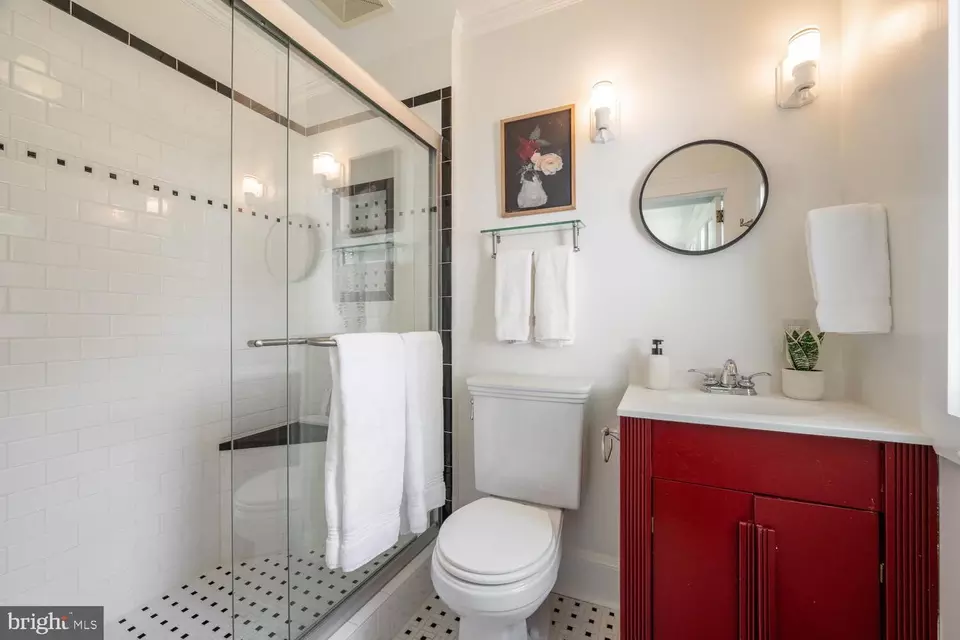  212 E Oxford Ave, Alexandria, VA 22301 photo 16