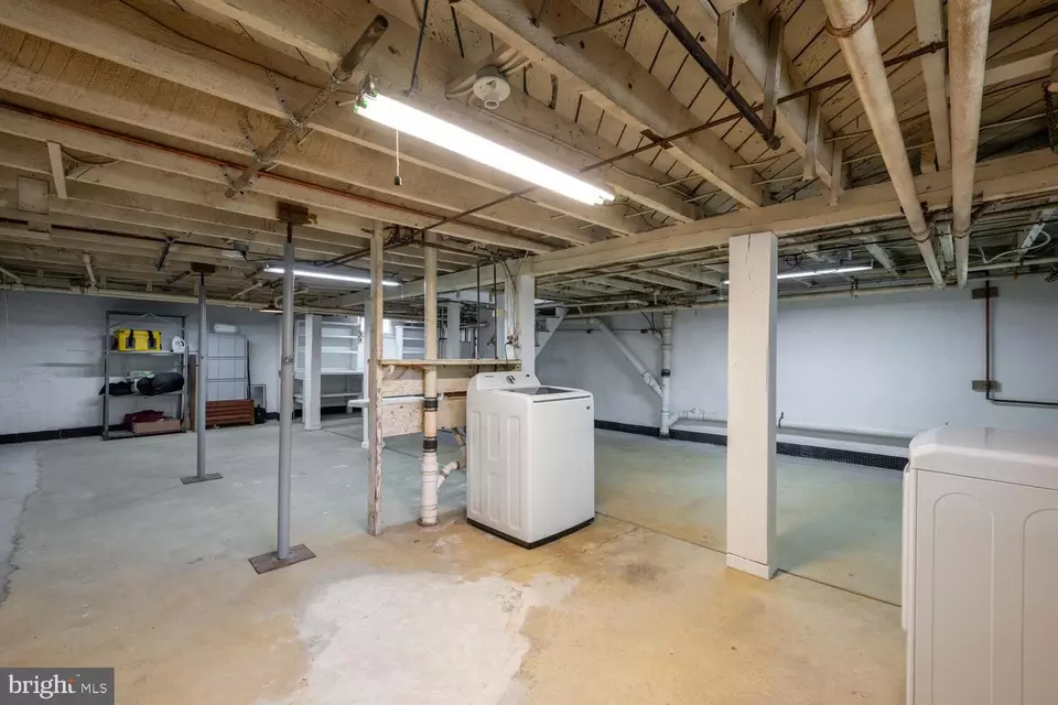  212 E Oxford Ave, Alexandria, VA 22301 photo 32