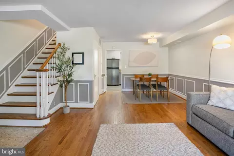 3725 Ingalls Ave, Alexandria, VA 22302