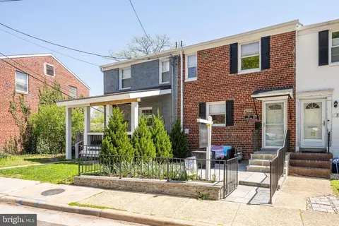 30 Kennedy St, Alexandria, VA 22305